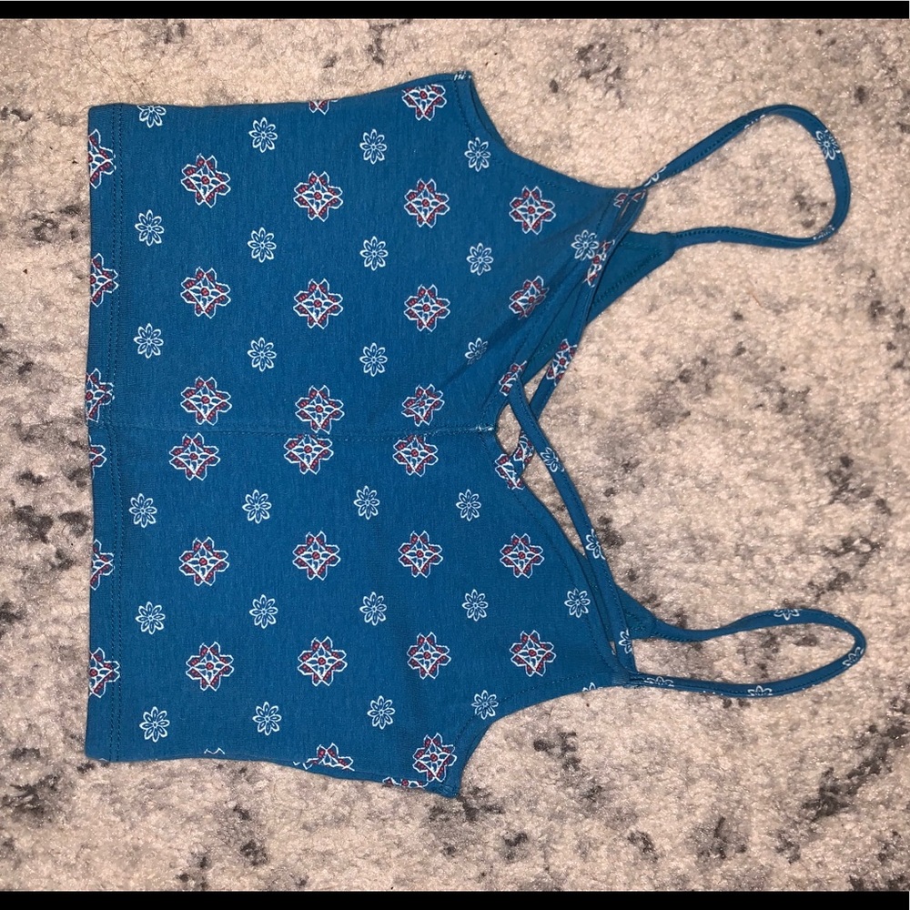 XS Hollister crop top